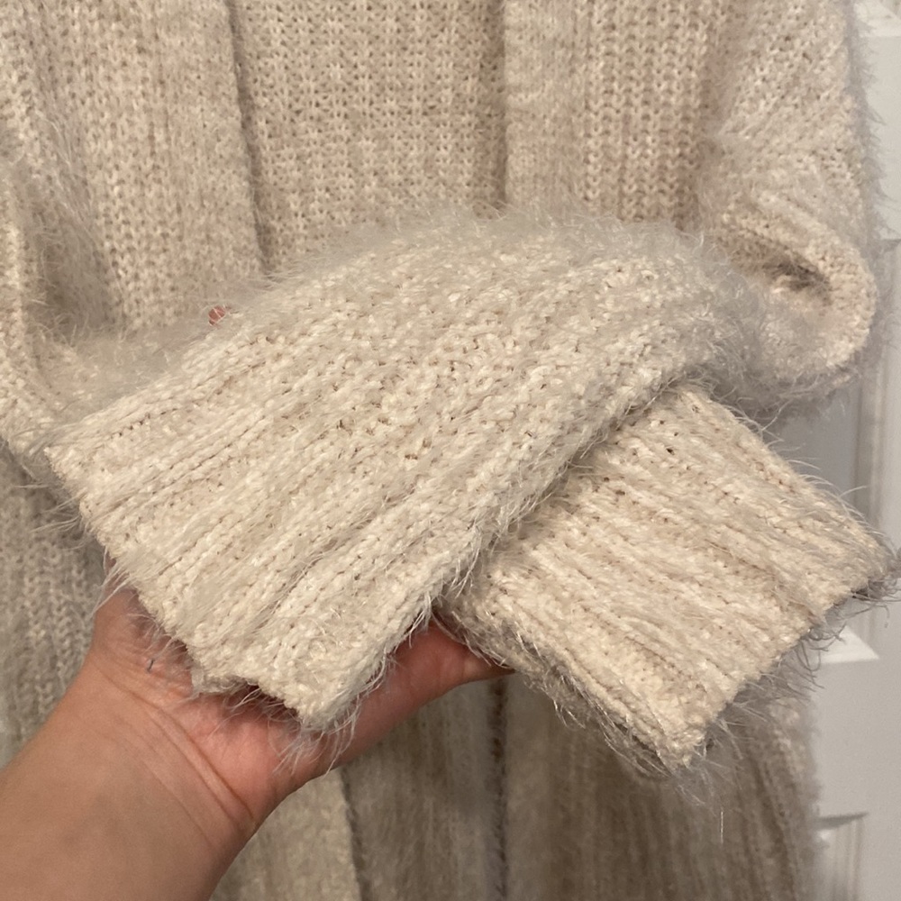 Cyrus Open Sweater With Pockets - Picture 5 of 5